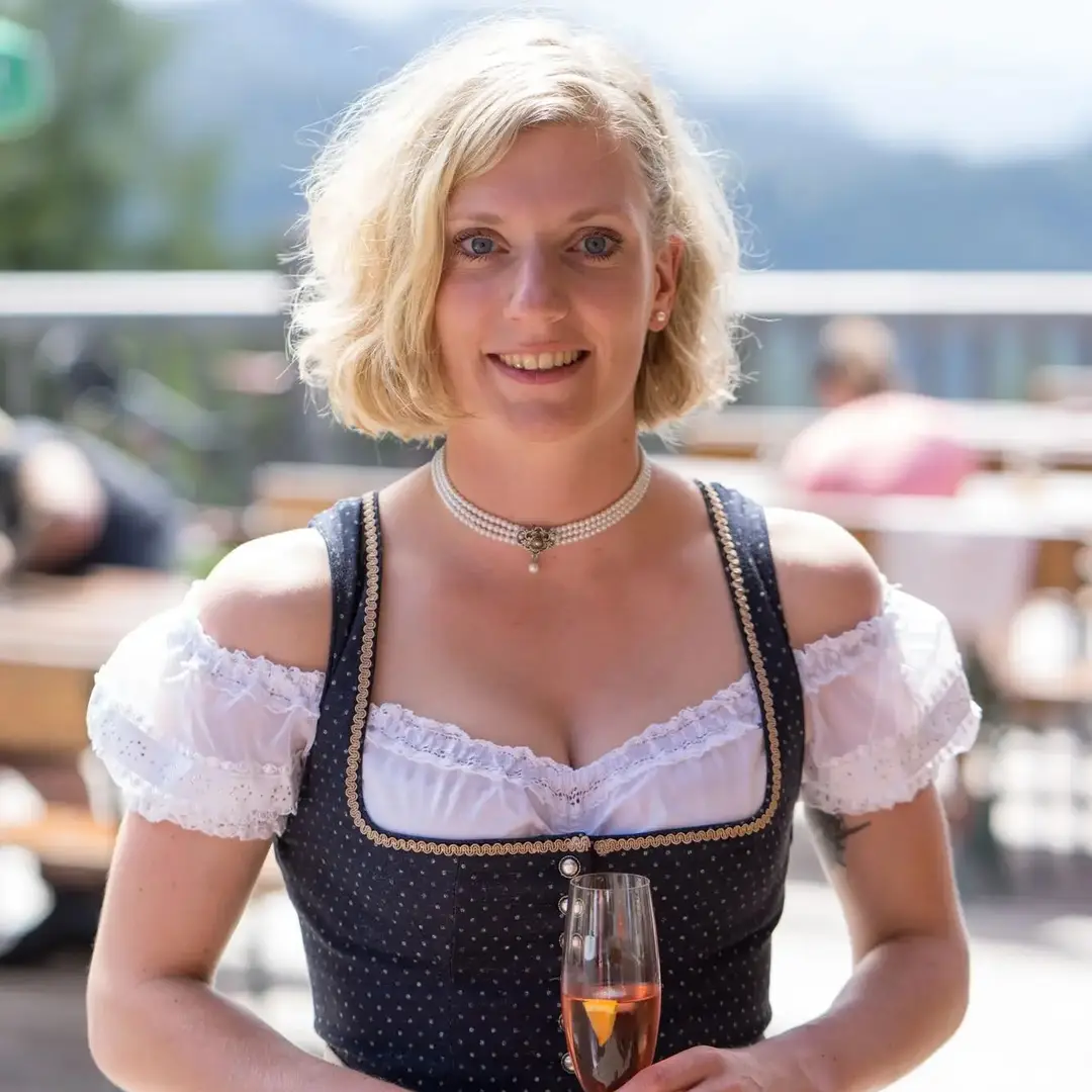 Fotograf Rathenow im Hintergrund, aber mittendrin